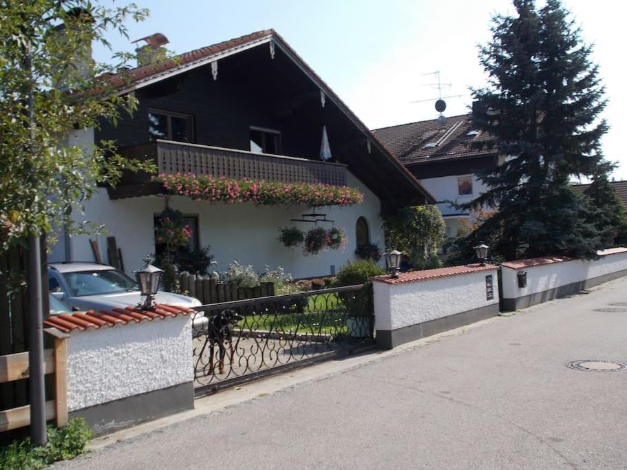 Xxl Apartment, 10 Beds, 4 Sleep-Rooms, 140Qm, 2 Wc, 2 Shower && Bruckmühl Eksteriør billede