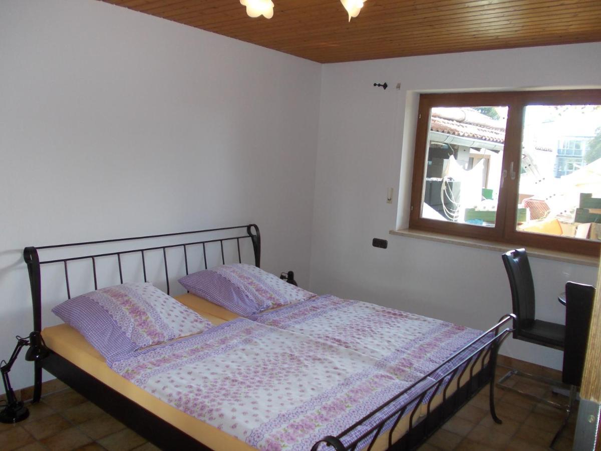 Xxl Apartment, 10 Beds, 4 Sleep-Rooms, 140Qm, 2 Wc, 2 Shower && Bruckmühl Eksteriør billede