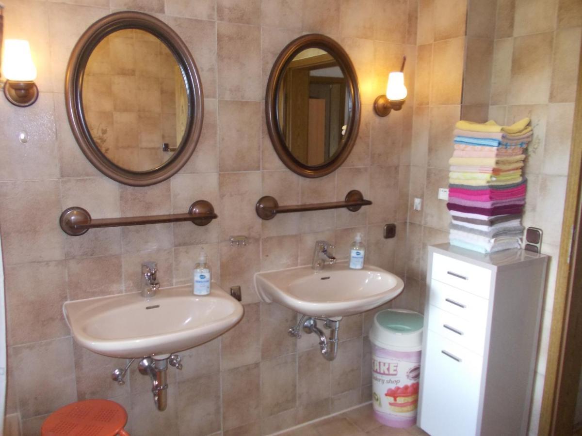 Xxl Apartment, 10 Beds, 4 Sleep-Rooms, 140Qm, 2 Wc, 2 Shower && Bruckmühl Eksteriør billede