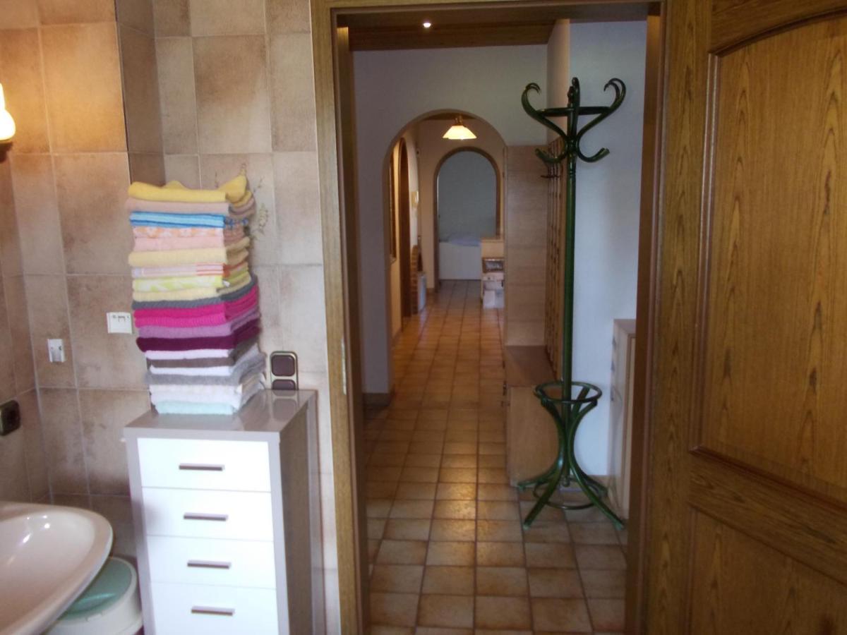 Xxl Apartment, 10 Beds, 4 Sleep-Rooms, 140Qm, 2 Wc, 2 Shower && Bruckmühl Eksteriør billede