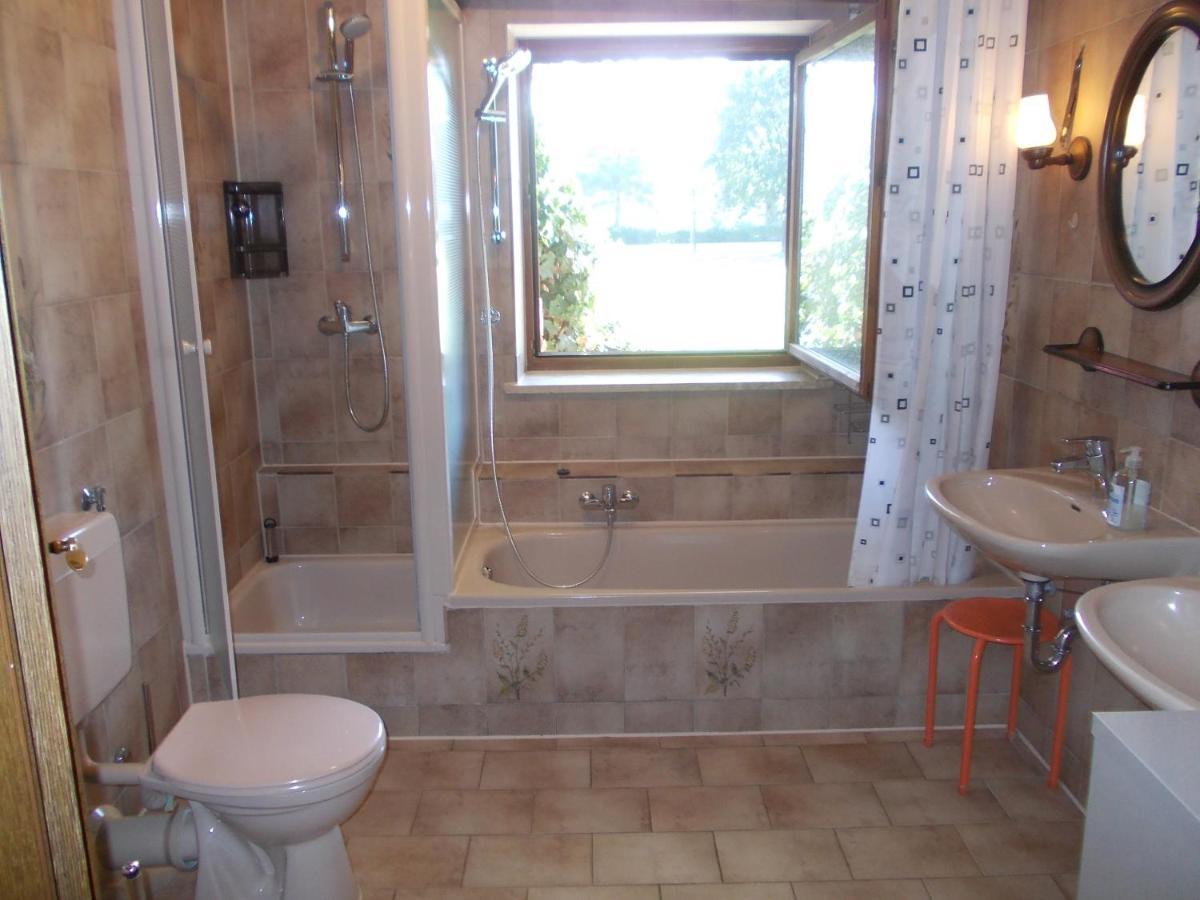 Xxl Apartment, 10 Beds, 4 Sleep-Rooms, 140Qm, 2 Wc, 2 Shower && Bruckmühl Eksteriør billede