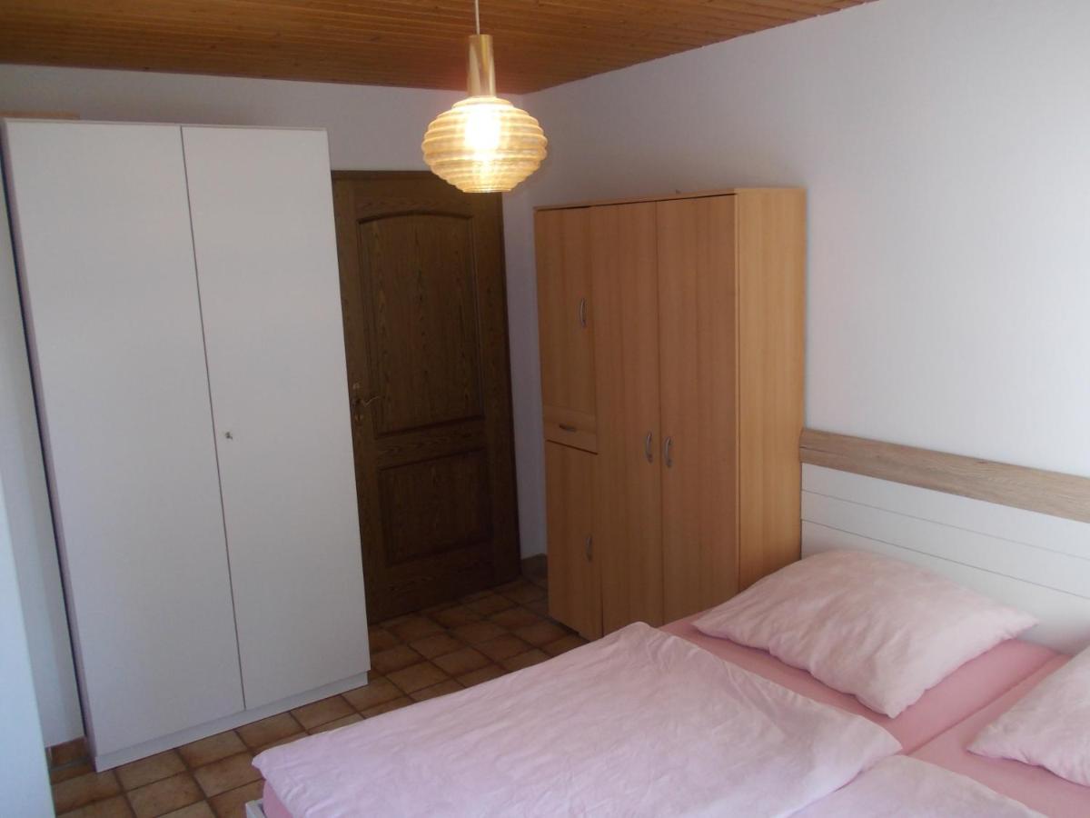 Xxl Apartment, 10 Beds, 4 Sleep-Rooms, 140Qm, 2 Wc, 2 Shower && Bruckmühl Eksteriør billede